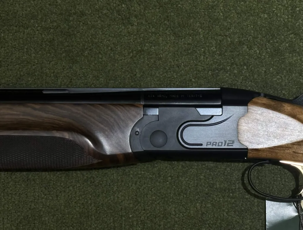 ATA SP Pro Black G5